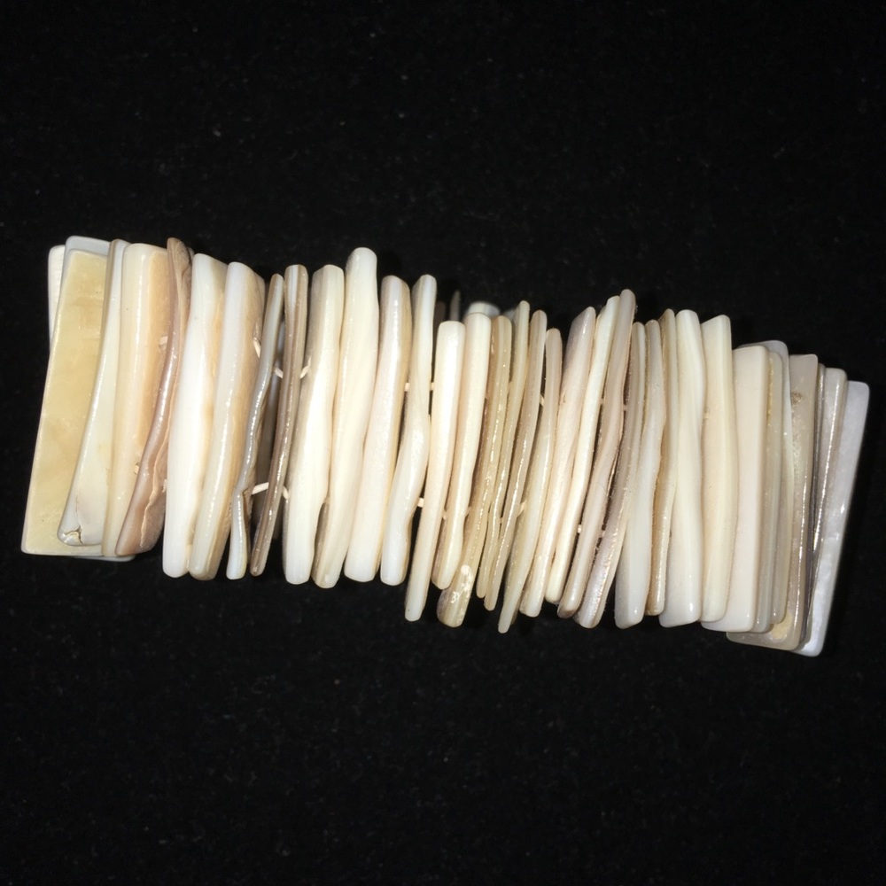 Puka Shell Stretch Bracelet